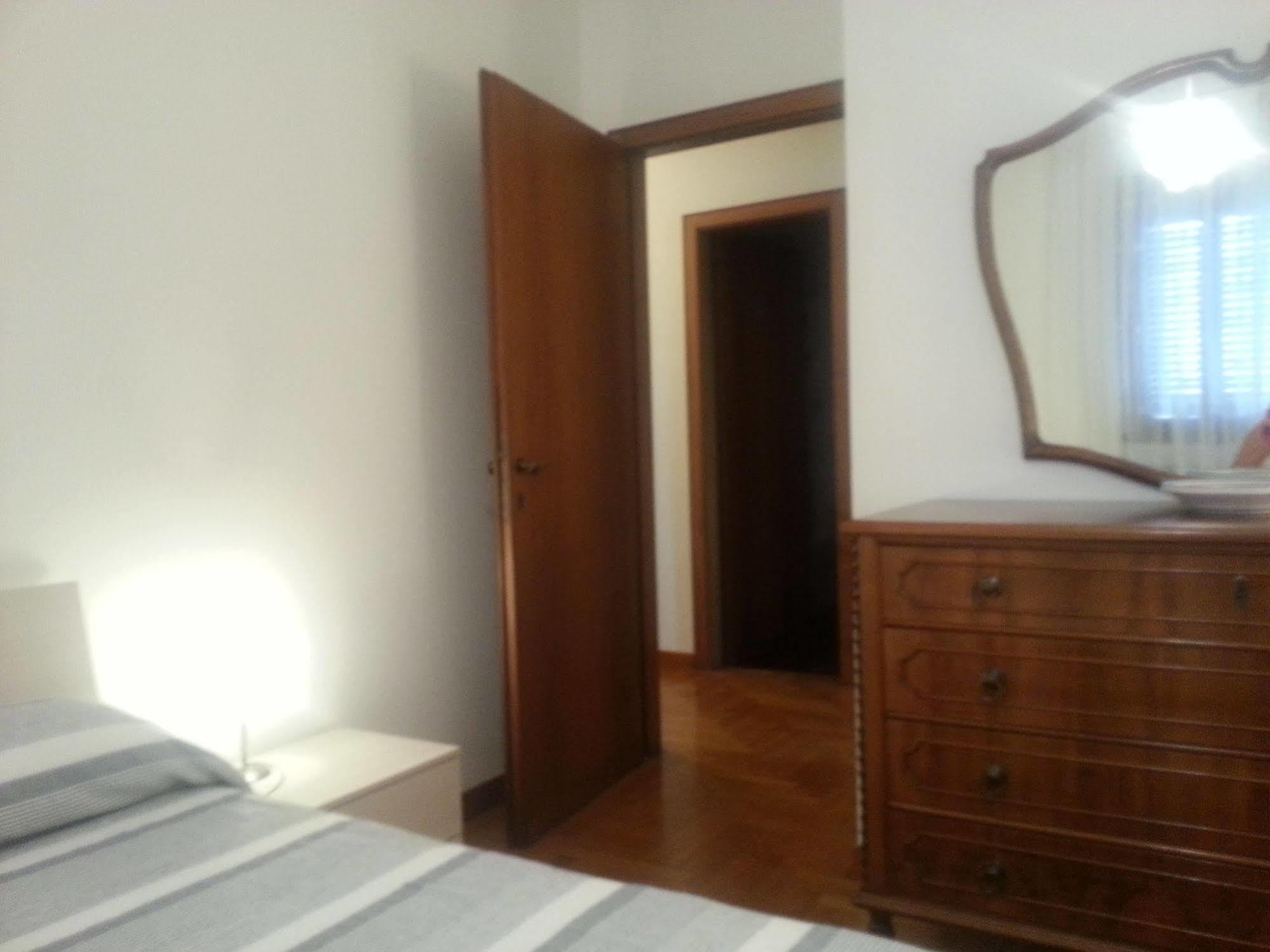 Appartamento Con 2 Camere E Garage Privato! 파도바 외부 사진